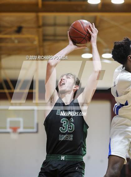 Thumbnail 1 in El Diamante vs. Hanford West (Poly Wilhelmsen Tournament) photogallery.