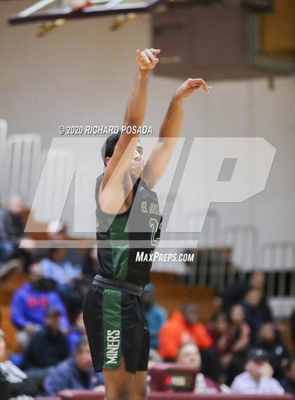 Thumbnail 1 in El Diamante vs. Hanford West (Poly Wilhelmsen Tournament) photogallery.