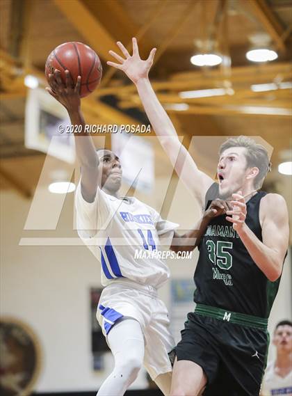 Thumbnail 1 in El Diamante vs. Hanford West (Poly Wilhelmsen Tournament) photogallery.