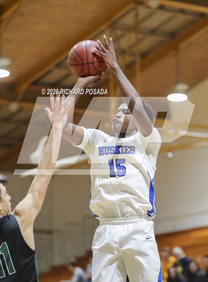 Thumbnail 3 in El Diamante vs. Hanford West (Poly Wilhelmsen Tournament) photogallery.