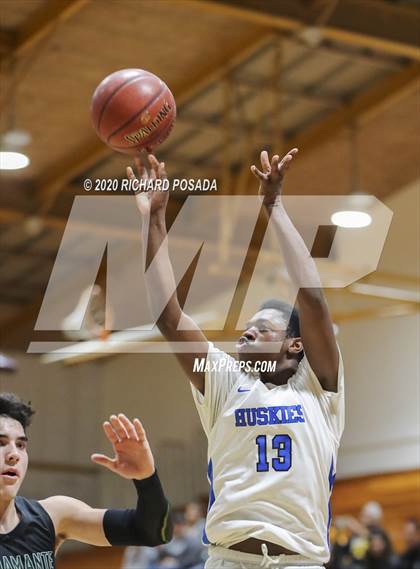 Thumbnail 3 in El Diamante vs. Hanford West (Poly Wilhelmsen Tournament) photogallery.