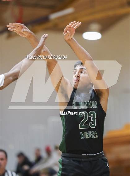 Thumbnail 3 in El Diamante vs. Hanford West (Poly Wilhelmsen Tournament) photogallery.