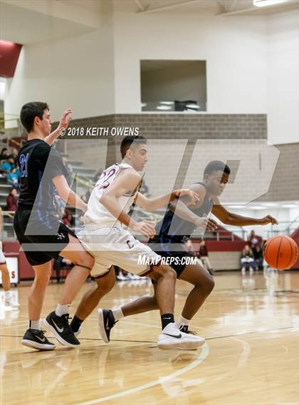 Thumbnail 3 in Byron Nelson @ Lewisville photogallery.