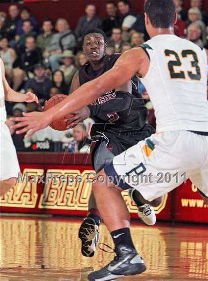 Thumbnail 2 in Mid-Peninsula vs. Pinewood (CIF CCS D5 Final) photogallery.