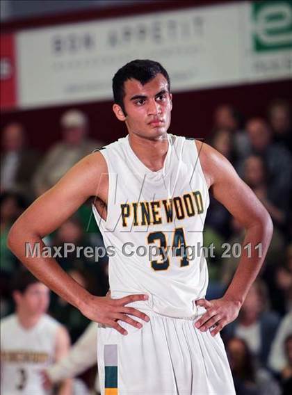 Thumbnail 1 in Mid-Peninsula vs. Pinewood (CIF CCS D5 Final) photogallery.