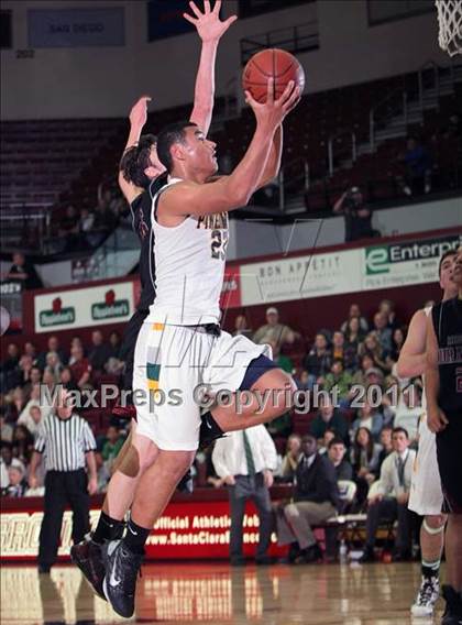 Thumbnail 2 in Mid-Peninsula vs. Pinewood (CIF CCS D5 Final) photogallery.