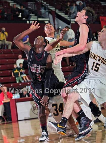 Thumbnail 1 in Mid-Peninsula vs. Pinewood (CIF CCS D5 Final) photogallery.