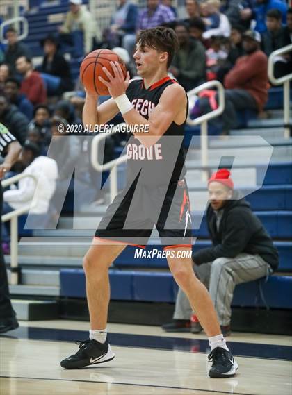 Thumbnail 3 in Beech Grove @ Decatur Central photogallery.