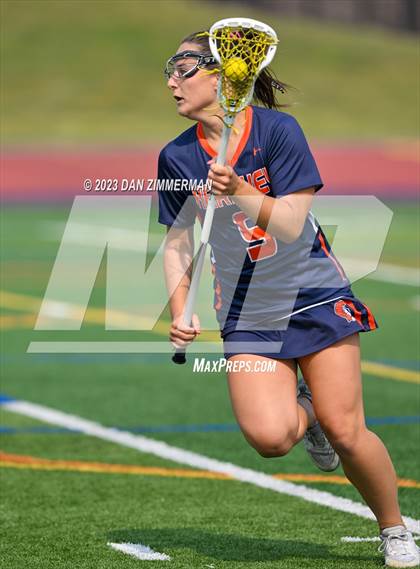 Thumbnail 2 in Hershey vs. Danville (PIAA Class AA First Round) photogallery.
