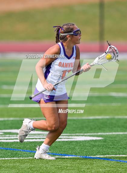 Thumbnail 3 in Hershey vs. Danville (PIAA Class AA First Round) photogallery.