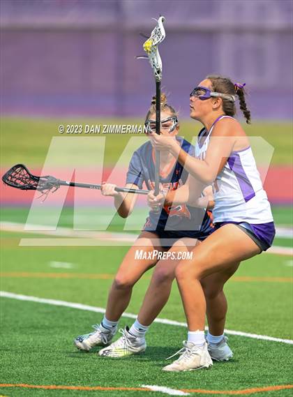 Thumbnail 1 in Hershey vs. Danville (PIAA Class AA First Round) photogallery.