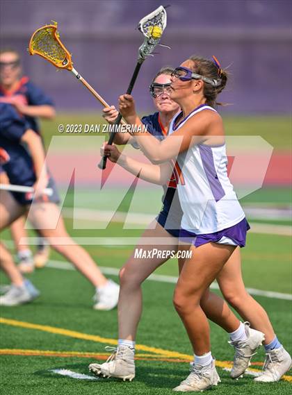 Thumbnail 3 in Hershey vs. Danville (PIAA Class AA First Round) photogallery.