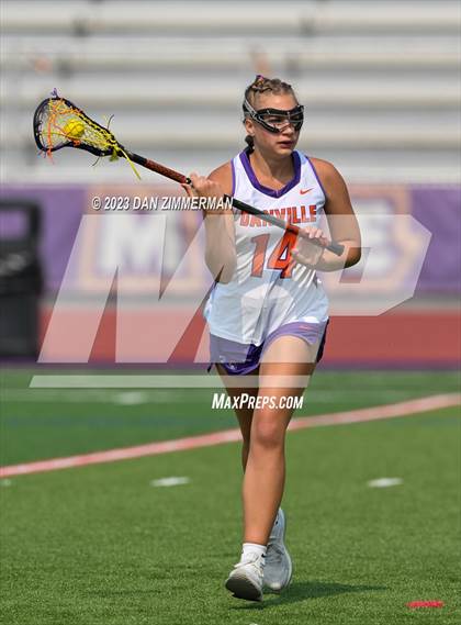 Thumbnail 2 in Hershey vs. Danville (PIAA Class AA First Round) photogallery.