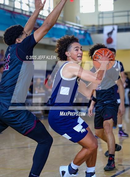 Thumbnail 1 in North Broward Prep vs St. Peter's Prep (Miami Holiday Invitational) photogallery.
