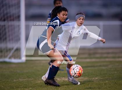 Thumbnail 2 in JV: Bakersfield Christian vs Shafter photogallery.