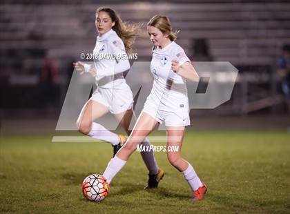 Thumbnail 2 in JV: Bakersfield Christian vs Shafter photogallery.