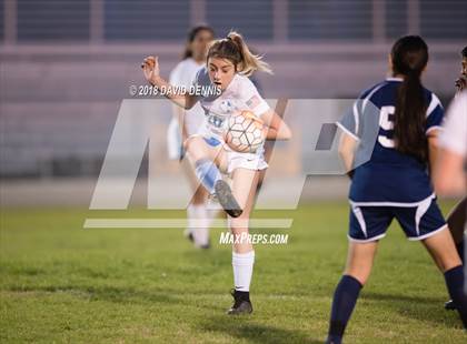 Thumbnail 2 in JV: Bakersfield Christian vs Shafter photogallery.