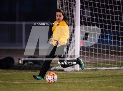 Thumbnail 2 in JV: Bakersfield Christian vs Shafter photogallery.