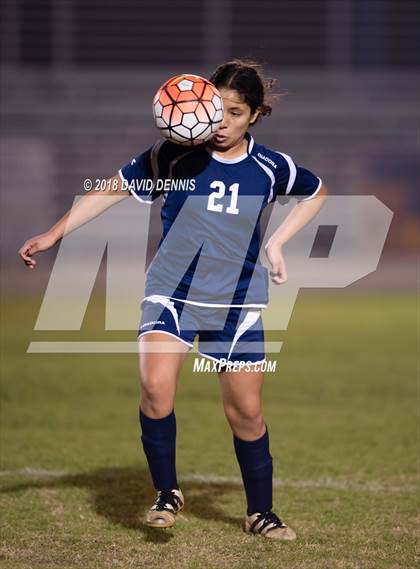 Thumbnail 3 in JV: Bakersfield Christian vs Shafter photogallery.