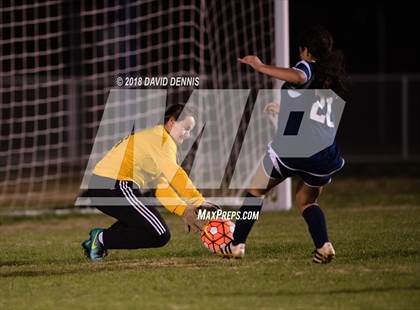 Thumbnail 3 in JV: Bakersfield Christian vs Shafter photogallery.