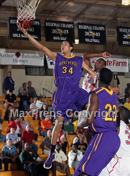 Thumbnail 2 in Montverde Academy vs. Reserve Riverside (City of Palms Classic) photogallery.