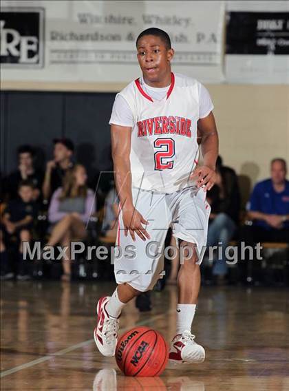 Thumbnail 3 in Montverde Academy vs. Reserve Riverside (City of Palms Classic) photogallery.