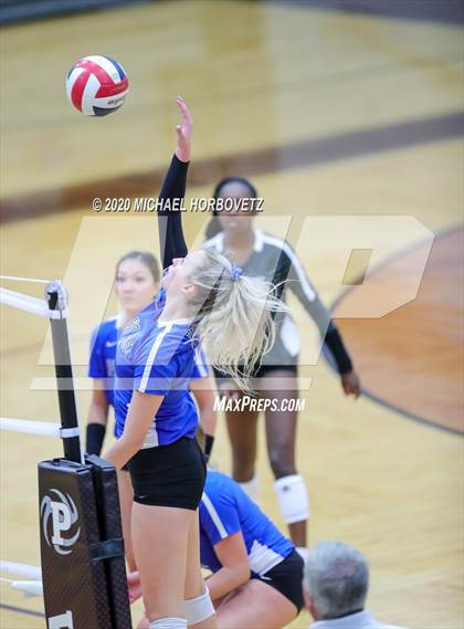 Thumbnail 2 in Plano West @ Plano photogallery.