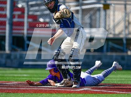 Thumbnail 3 in Vandegrift vs Elgin (LISD Tournament) photogallery.