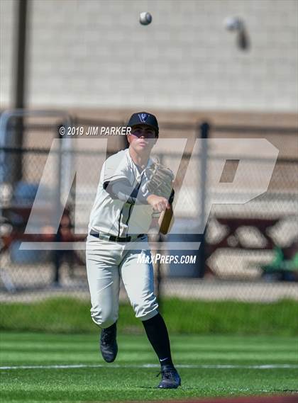 Thumbnail 3 in Vandegrift vs Elgin (LISD Tournament) photogallery.