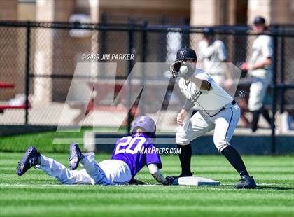 Thumbnail 1 in Vandegrift vs Elgin (LISD Tournament) photogallery.