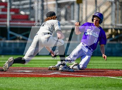 Thumbnail 2 in Vandegrift vs Elgin (LISD Tournament) photogallery.