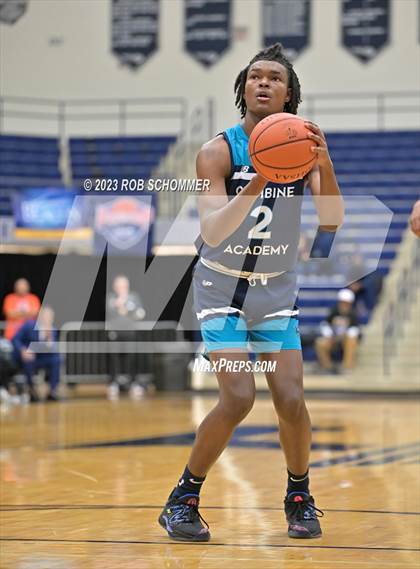 Thumbnail 3 in Combine Academy vs. Varsity Opponent photogallery.