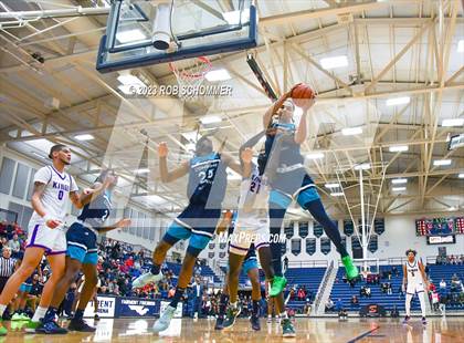 Thumbnail 3 in Combine Academy vs. Varsity Opponent photogallery.