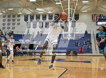 Thumbnail 3 in Combine Academy vs. Varsity Opponent photogallery.