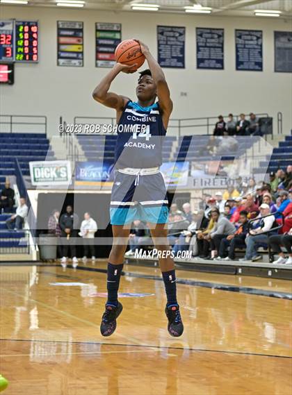 Thumbnail 3 in Combine Academy vs. Varsity Opponent photogallery.