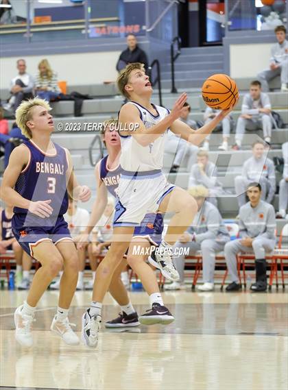 Thumbnail 3 in Brighton vs. Westlake (Falcon Classic) photogallery.