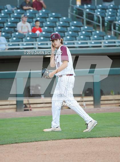 Thumbnail 2 in Hamilton vs. Liberty (AIA 6A Round 2 Playoff) photogallery.