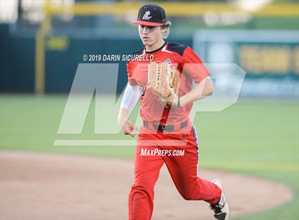 Thumbnail 1 in Hamilton vs. Liberty (AIA 6A Round 2 Playoff) photogallery.