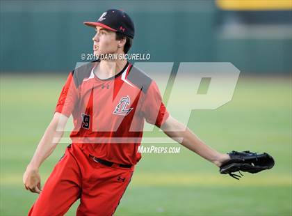 Thumbnail 2 in Hamilton vs. Liberty (AIA 6A Round 2 Playoff) photogallery.