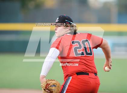 Thumbnail 1 in Hamilton vs. Liberty (AIA 6A Round 2 Playoff) photogallery.