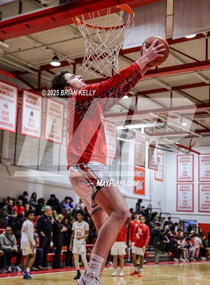 Thumbnail 2 in Malden Catholic @ Catholic Memorial photogallery.