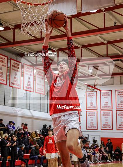 Thumbnail 3 in Malden Catholic @ Catholic Memorial photogallery.