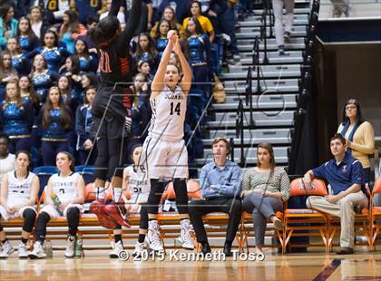Thumbnail 2 in Wagner vs O'Connor (UIL 6A Regional Final) photogallery.