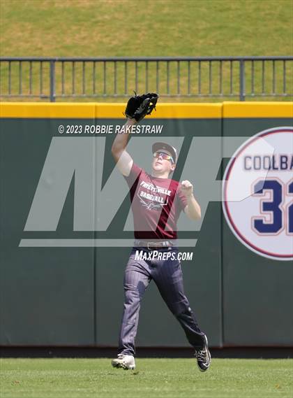 Thumbnail 3 in Nazareth vs. Fayetteville (UIL 1A Baseball State Semifinal) photogallery.