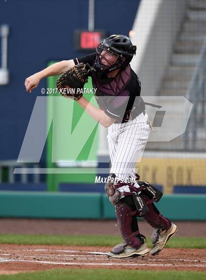 Thumbnail 2 in Fitch vs. North Haven (CIAC Class L Semifinal) photogallery.