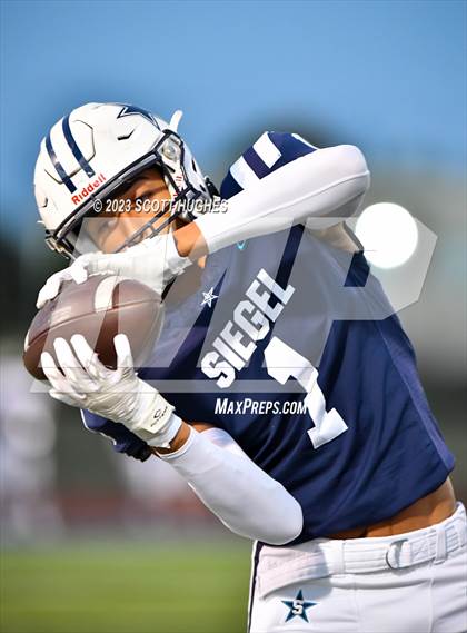Thumbnail 1 in Riverdale @ Siegel photogallery.