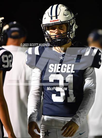 Thumbnail 3 in Riverdale @ Siegel photogallery.