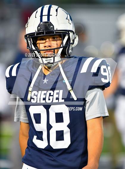 Thumbnail 1 in Riverdale @ Siegel photogallery.
