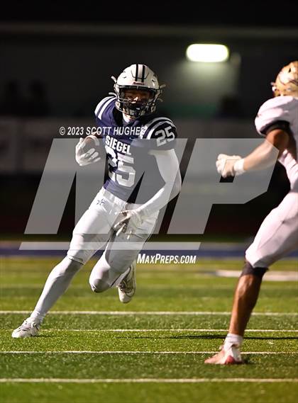 Thumbnail 2 in Riverdale @ Siegel photogallery.
