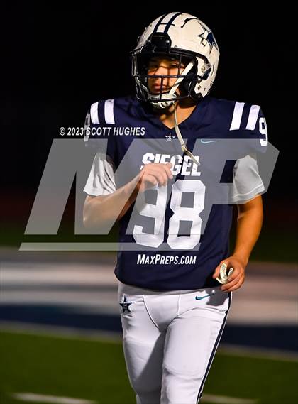 Thumbnail 1 in Riverdale @ Siegel photogallery.